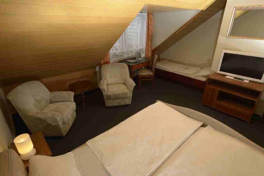 Hotel Continental Sarrebruck Chambre photo