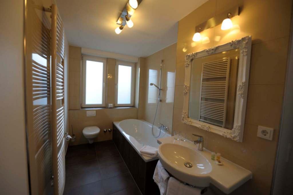 Hotel Continental Sarrebruck Chambre photo